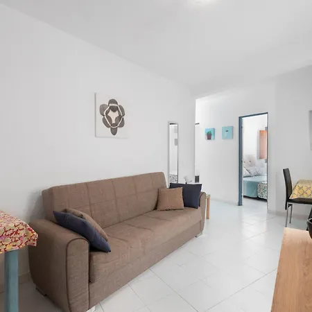 2-bedroom On Cristianos Apartment *