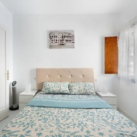 2-bedroom On Cristianos
